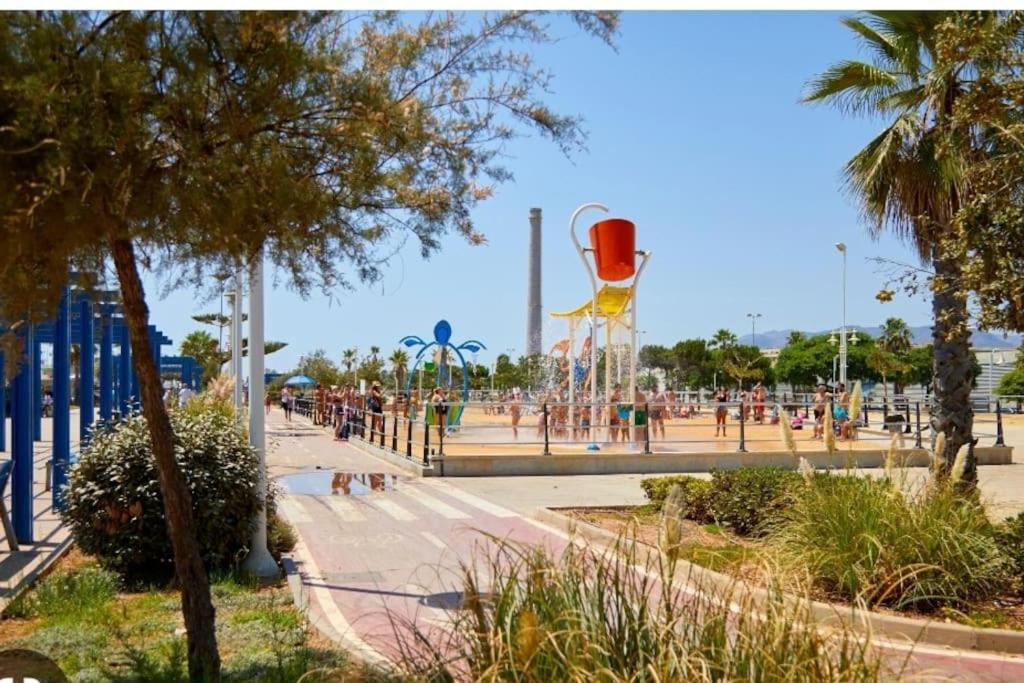 Playa Huelin Beach Málaga Extérieur photo